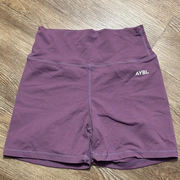 AYBL Women's Plum Bike Shorts - Picture 1 of 5